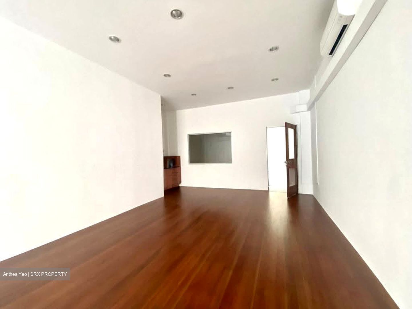 Sam Leong Road (D8), Shop House #611822311